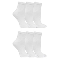 Dr. Scholl's Women's Diabetes & Circulator Socks - 4 & 6 Pair Packs - Non-binding Comfort and Moisture Management, White, 8-12