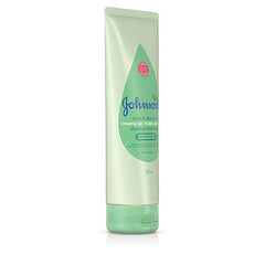 Johnson’s Baby Creamy Oil with Aloe Vera & Vitamin E, Moisturizing Body Lotion, Paraben Free, 236 mL