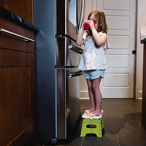 bblüv - Stëp - Foldable Step Stool - Safe, Compact and Easy to Clean (Lime)